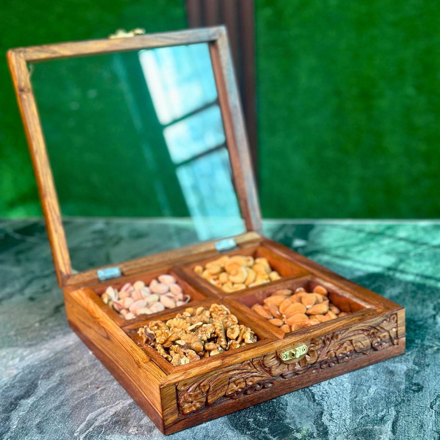 Wooden Storage Box in Pure Sheesham Wood – 4 Portion Dry Fruit & Spice Box with Spoon & Non-Breakable Glass Lid