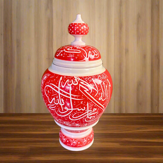 Wooden Kalma Jar – Red & White Naqshi Art in Sheesham Wood | Islamic Calligraphy Decor Piece