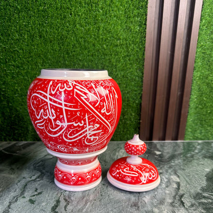 Wooden Kalma Jar – Red & White Naqshi Art in Sheesham Wood | Islamic Calligraphy Decor Piece