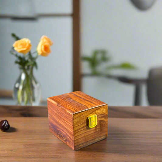 Classic Sheesham Wood Watch Box – Single Slot with Solid Wooden Lid