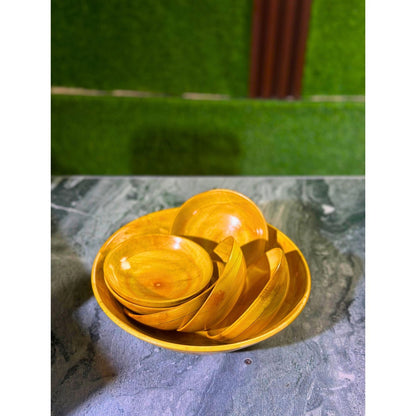 7-Piece Wooden Bowl Set – Handcrafted – Yellow Finish – 6 Small & 1 Large Bowl